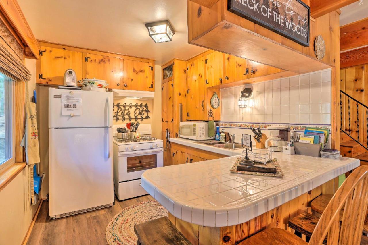 Wrightwood Cabin With Cozy Interior! Exterior photo