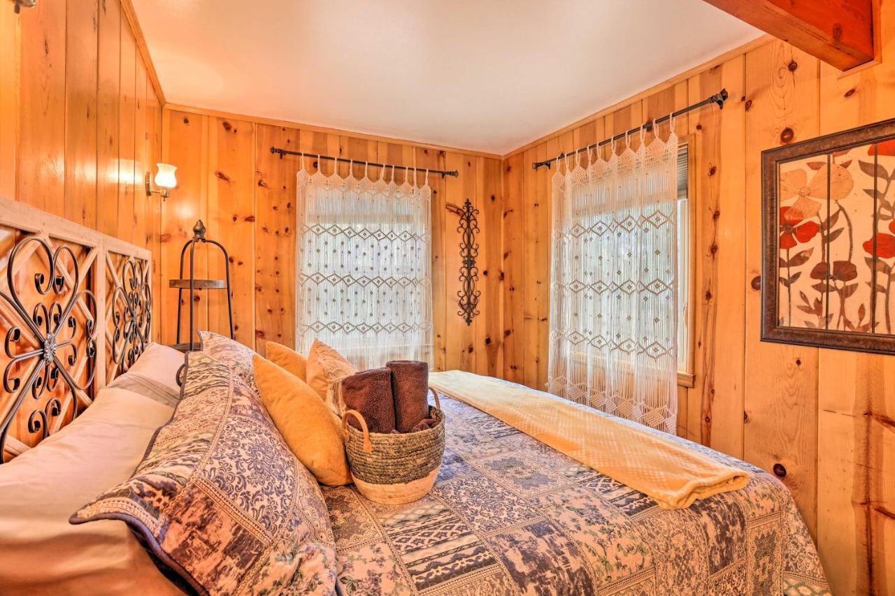 Wrightwood Cabin With Cozy Interior! Exterior photo